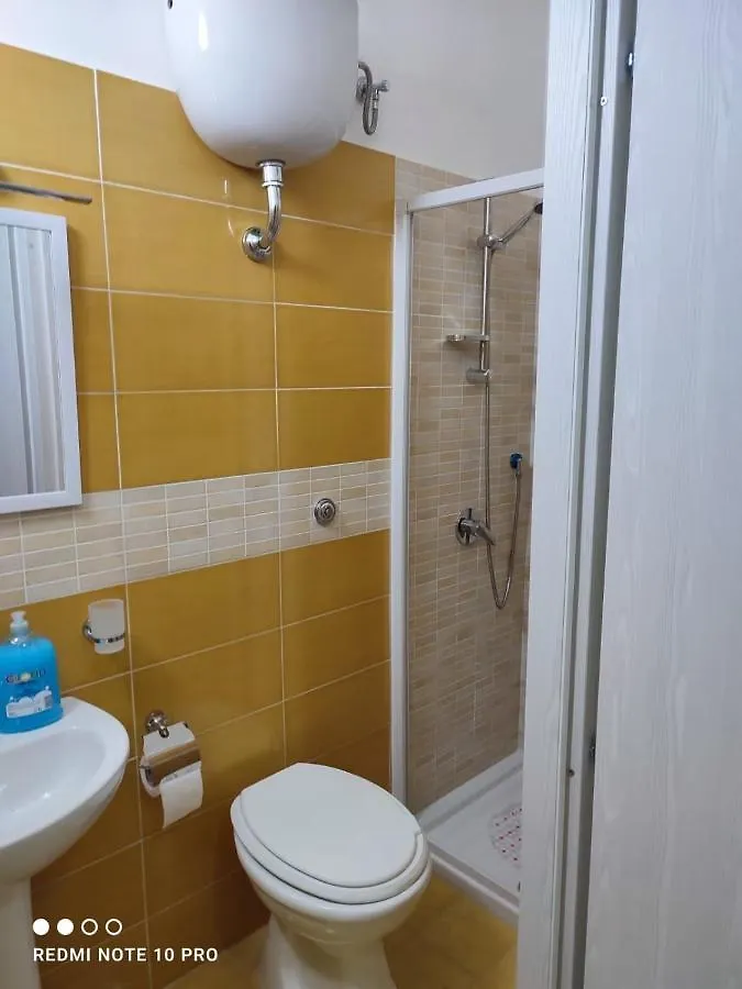 D&M21 Bed & Breakfast Naples